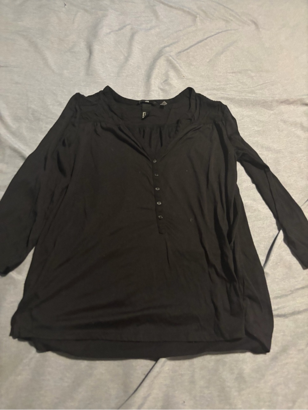 H&M Black Long-Sleeve Button-Front Tee